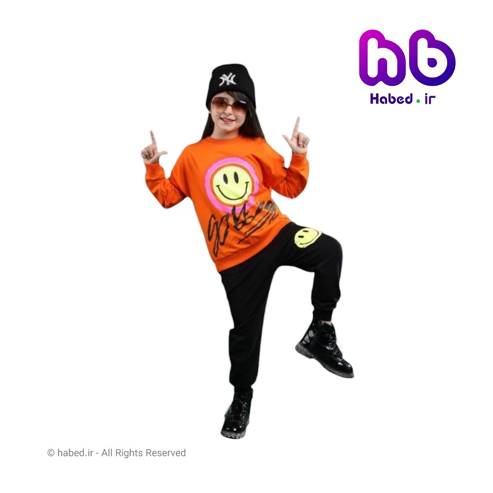 بلوز شلوار جدید شیک بچگانه پسرانه و دخترانه جنس دورس پنبه دو نخ لاکرا طرح استیکر کد 2568